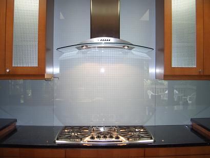 glash backsplash