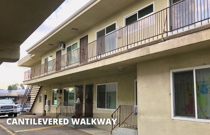 09 - Cantilevered Walkway