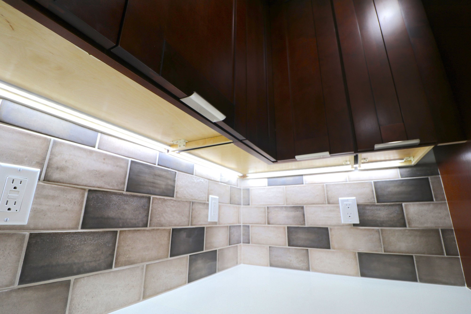 Redondo Beach Kitchen - best general contractor remodel - tile backsplash