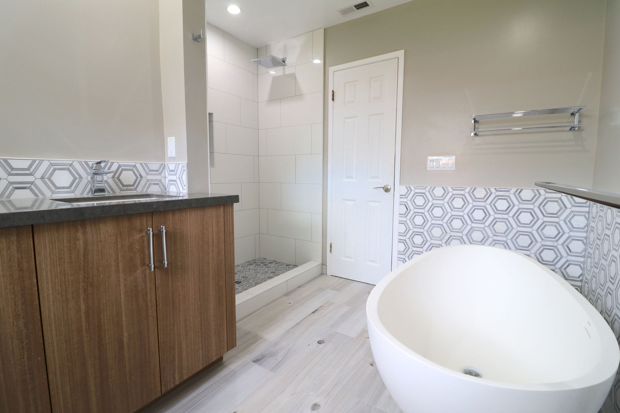 torrance - bath remodel - beckworth