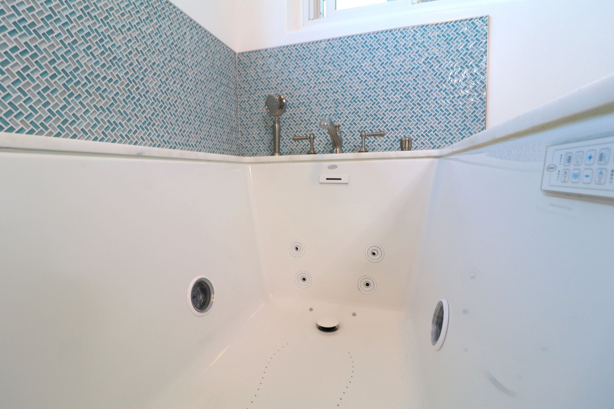 jacuzzi jet tub -  Master bathroom remodel - best south bay - bay cities construction