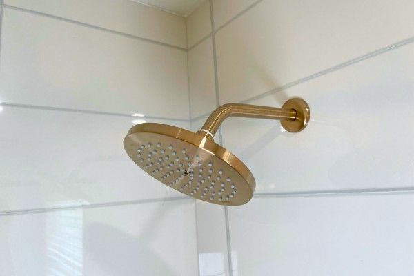 05 - hansgrohe shower head 