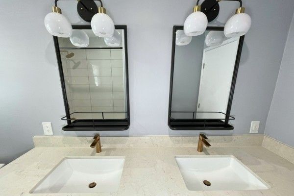 07 - custom double vanity and mirror 