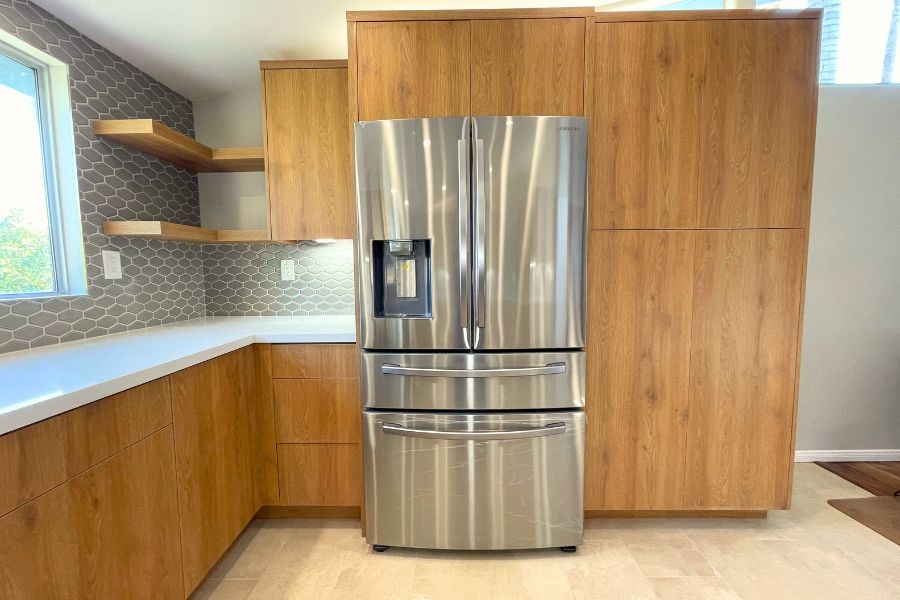 04 - Kitchen renovation - pantry cabinets