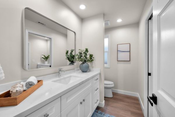 18-second in suite bathroom