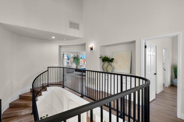 5-custom rail for stairs