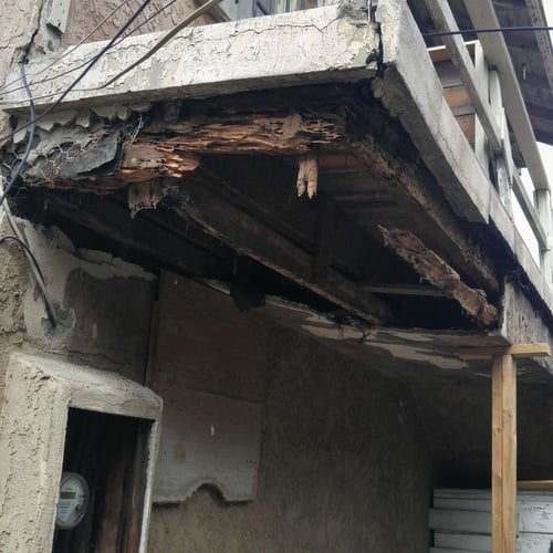 redond-beach-balcony-repair-waterproofing-dry-rot