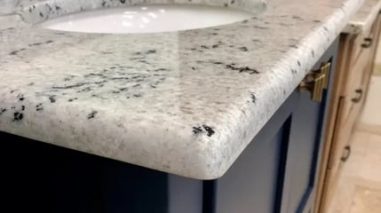 half-bullnose-rounded-over-edge-granite