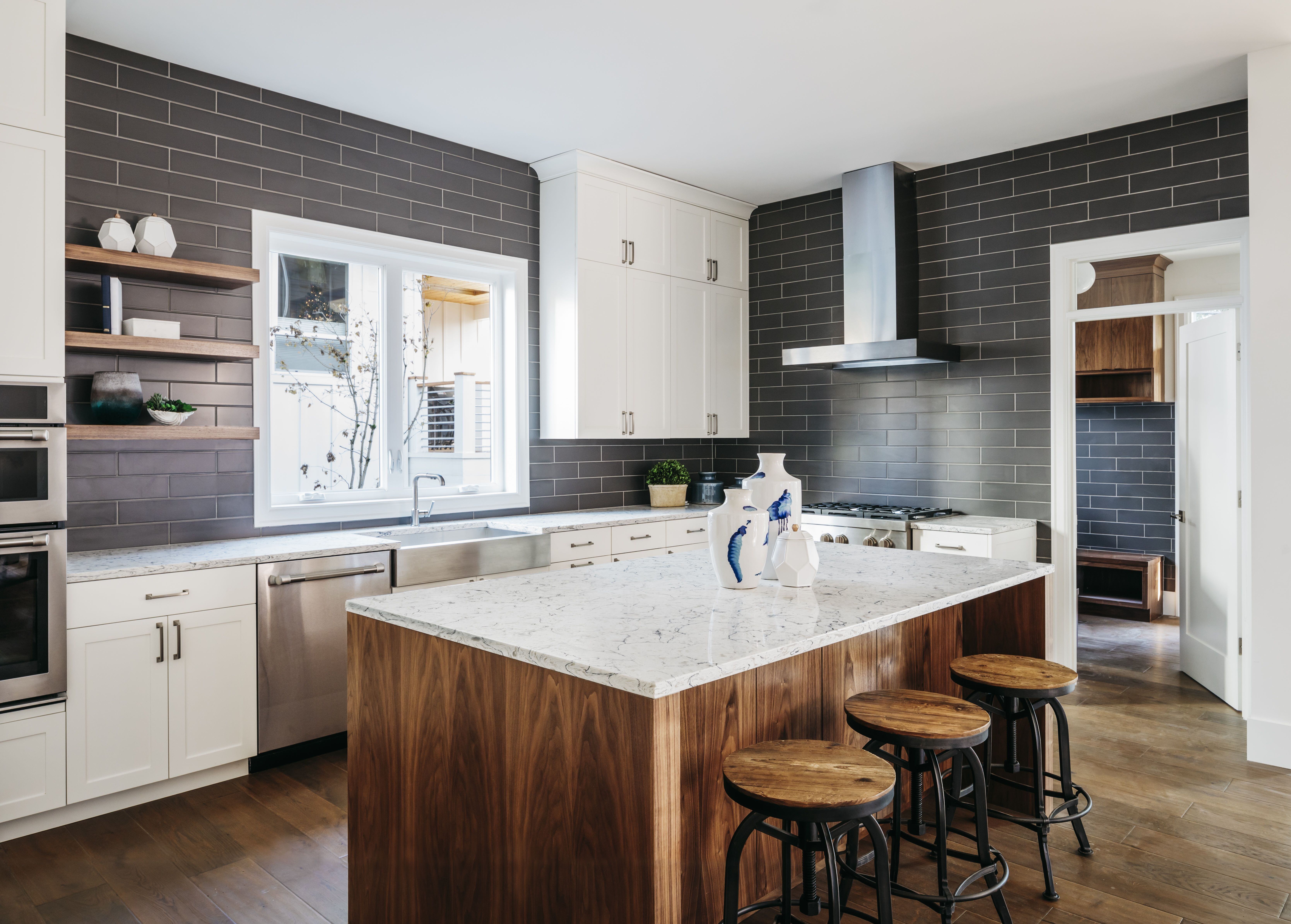 Custom Cabinets vs Semi-Custom Cabinets: What’s the Difference?